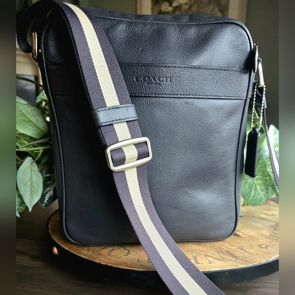 Coach Charles Black Leather Unisex Flight Bag F54782 - Picture 2 of 11